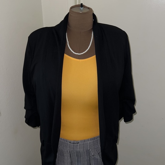 Black⚫️ Ruchard Sleeve Blazer Size 14 NWT - Picture 4 of 5